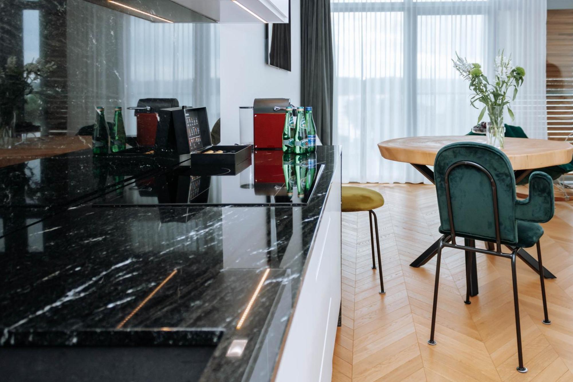 Z Widokiem Na Jezioro Apartment